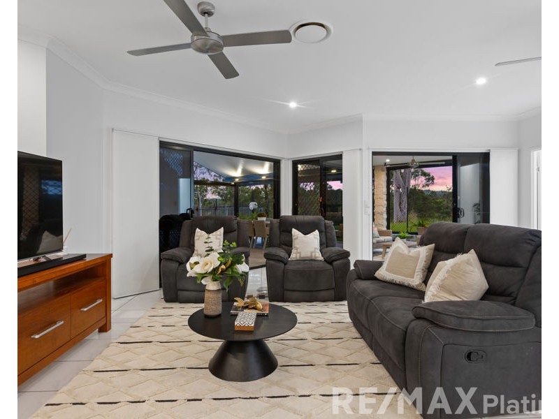 1-7 Violet Mac Court, Narangba QLD 4504