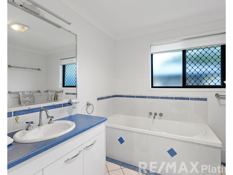 1-7 Violet Mac Court, Narangba QLD 4504