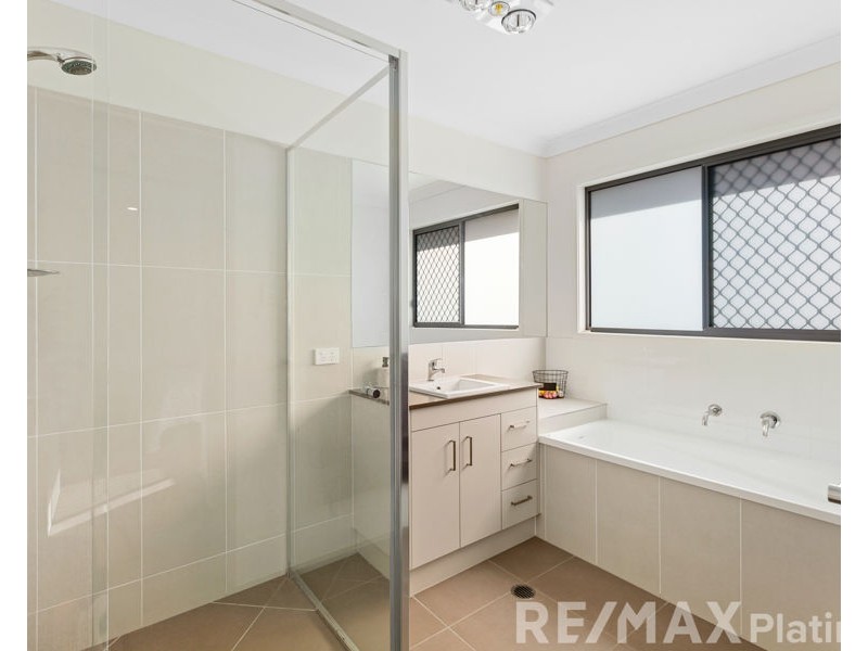 10 Link Street, Narangba QLD 4504