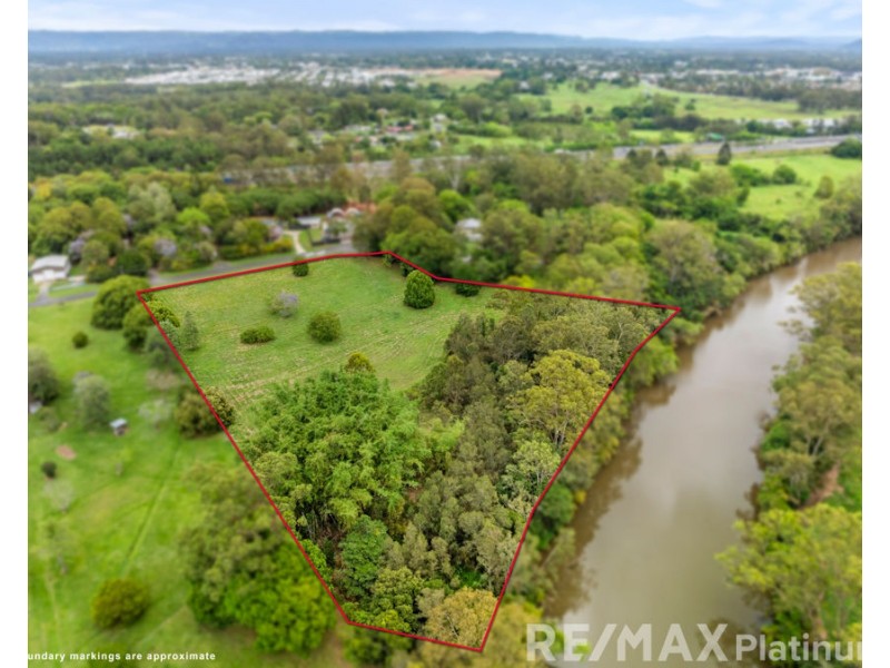 158 Trafalgar Drive, Morayfield QLD 4506
