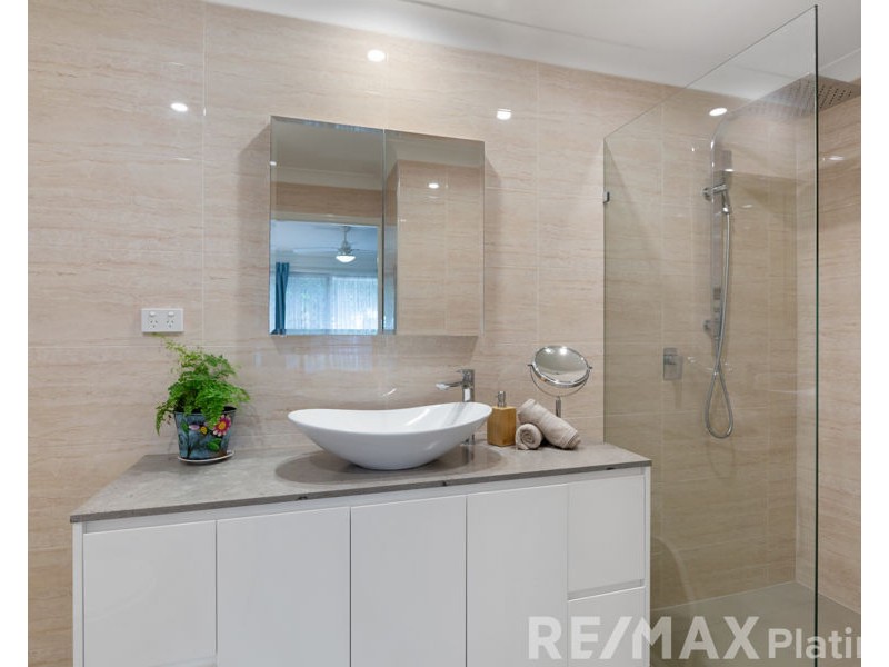 6 Guava Place, Narangba QLD 4504