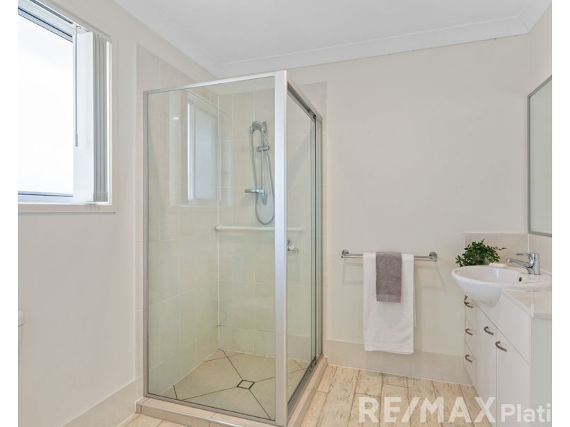 34 Brooklyn Close, North Lakes QLD 4509