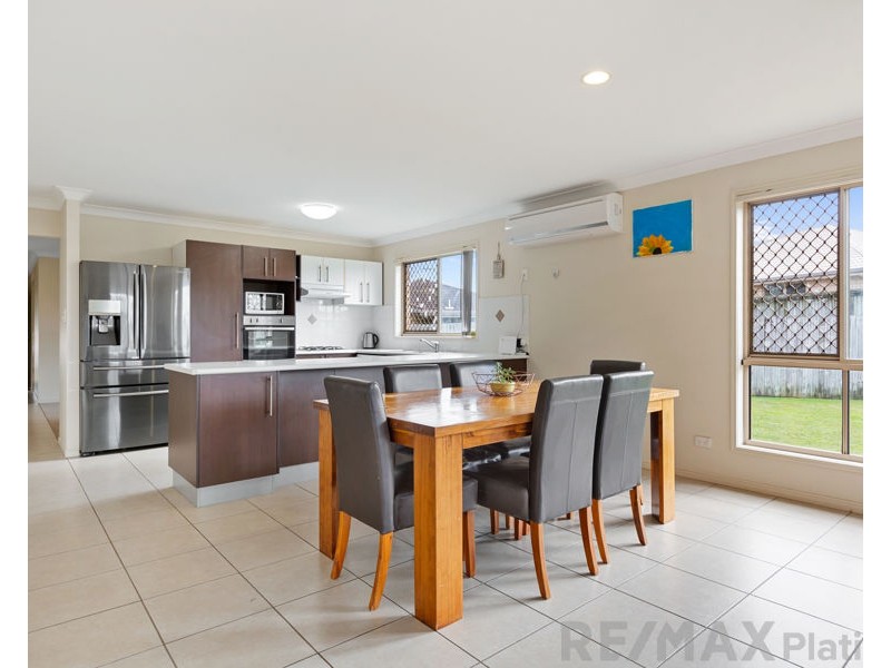11 Squire Court, Bray Park QLD 4500