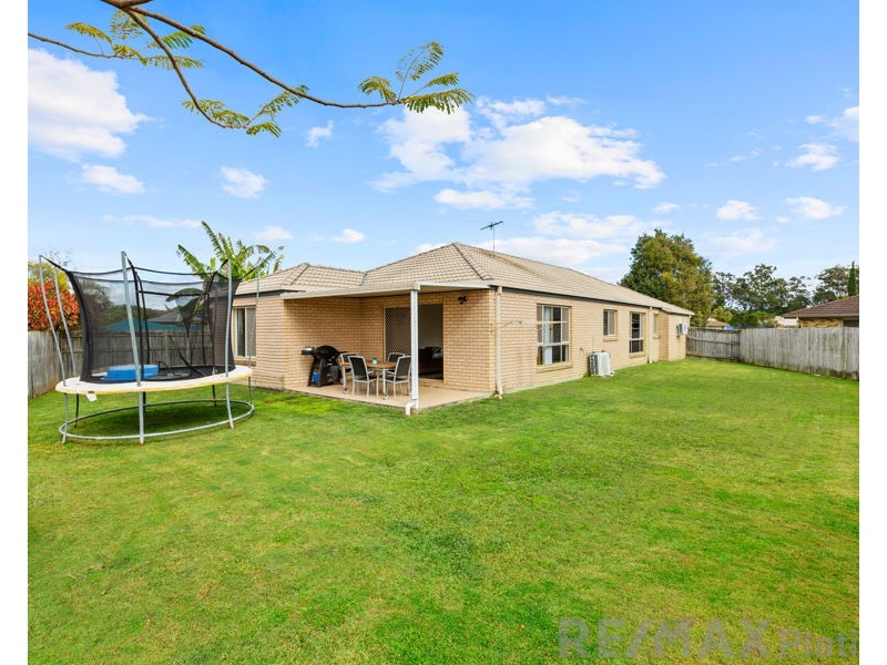 11 Squire Court, Bray Park QLD 4500