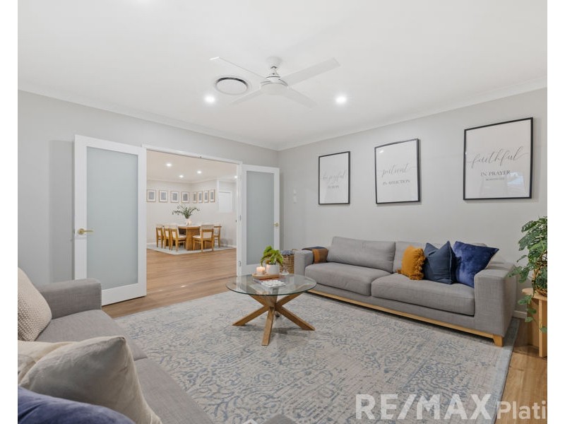 26 Yellow Robin Court, Narangba QLD 4504