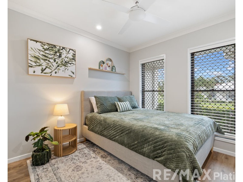 26 Yellow Robin Court, Narangba QLD 4504