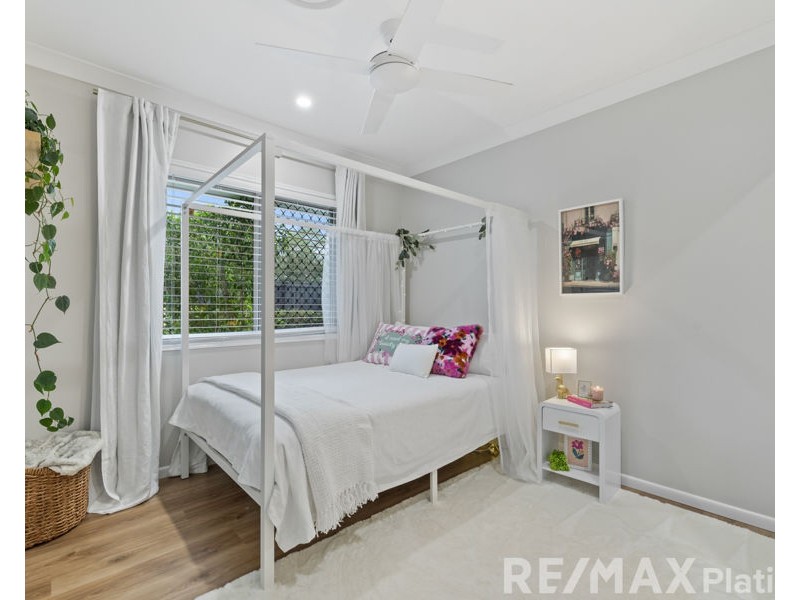 26 Yellow Robin Court, Narangba QLD 4504