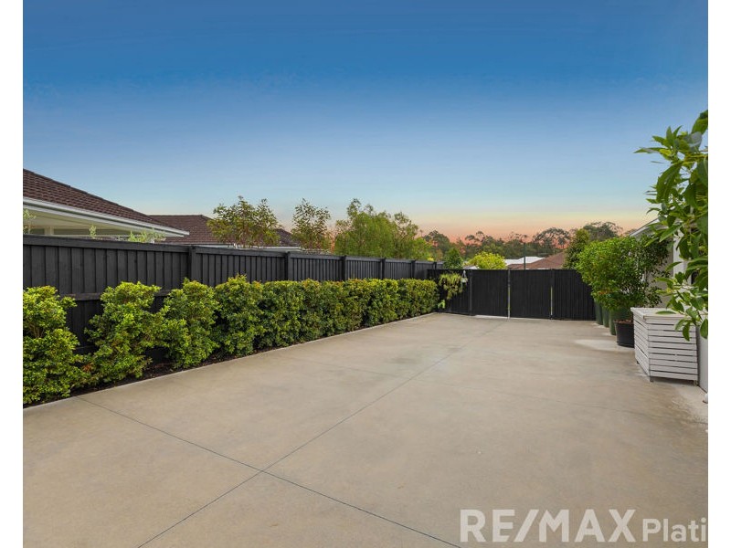 26 Yellow Robin Court, Narangba QLD 4504