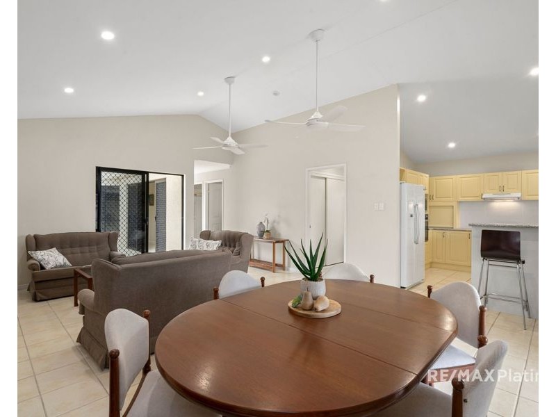 9 Standish Street, North Lakes QLD 4509