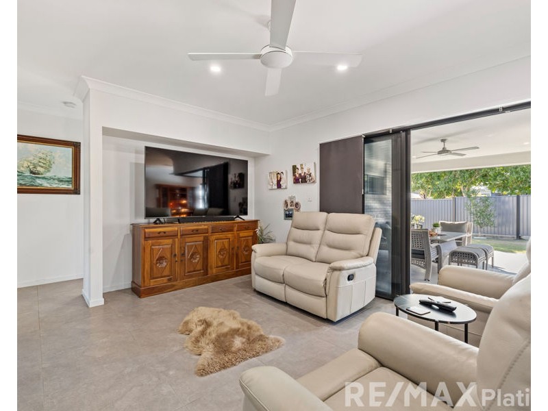 22 Lakeview Road, Morayfield QLD 4506