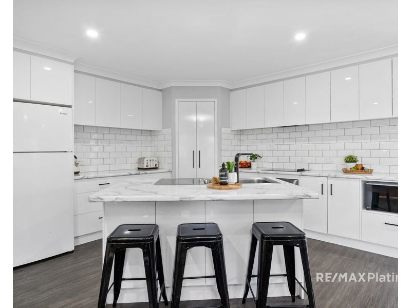 3 Greenshank Crescent, Deception Bay QLD 4508
