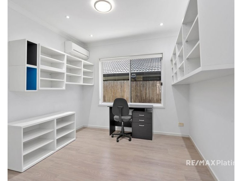 17 Moonie Crescent, North Lakes QLD 4509