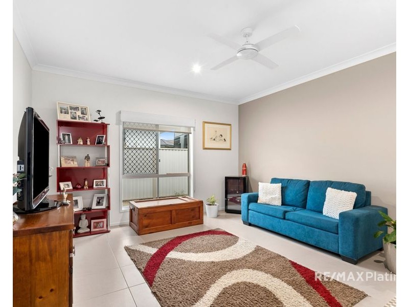 20 Rawlins Crescent, North Lakes QLD 4509