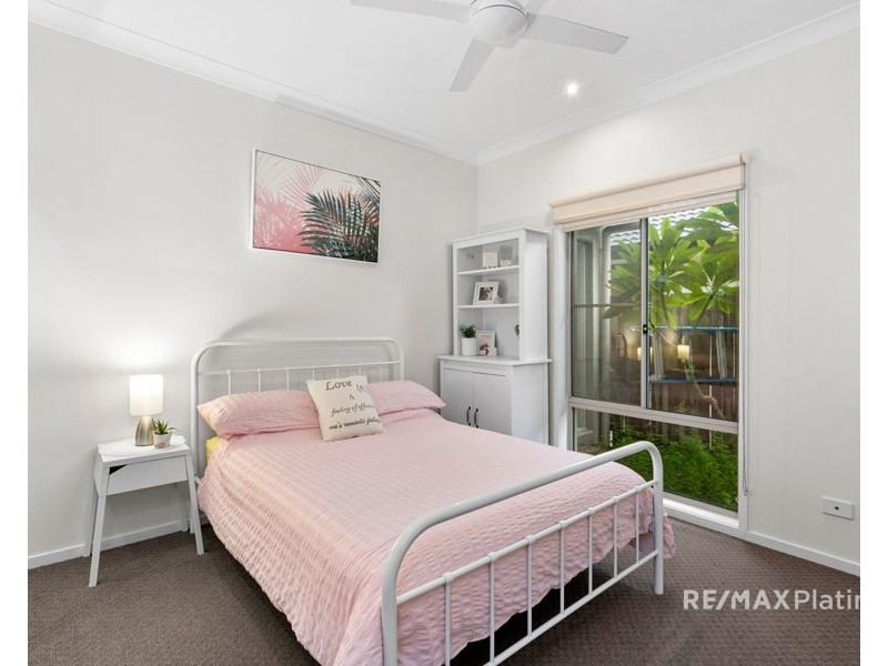 20 Rawlins Crescent, North Lakes QLD 4509
