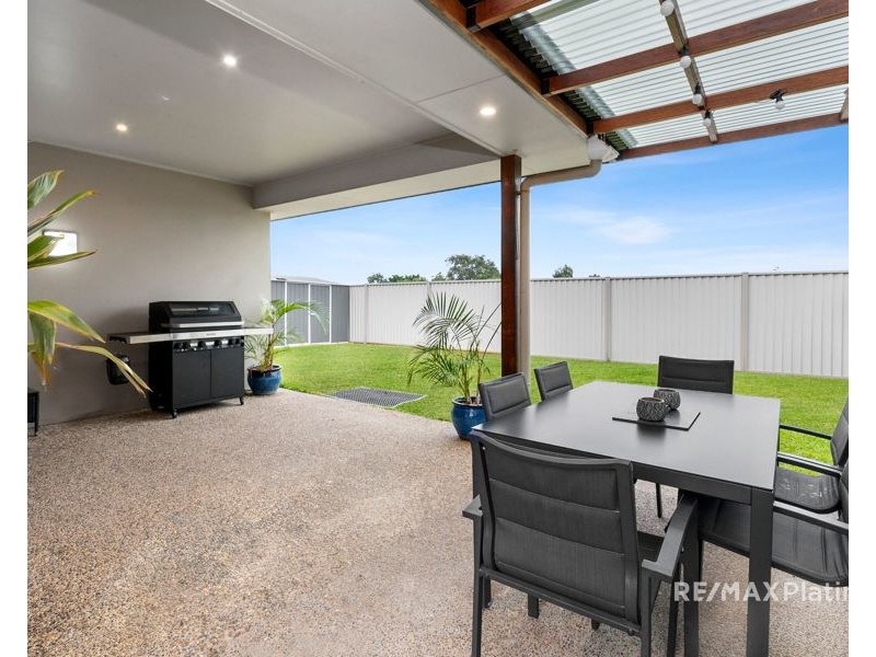 20 Rawlins Crescent, North Lakes QLD 4509