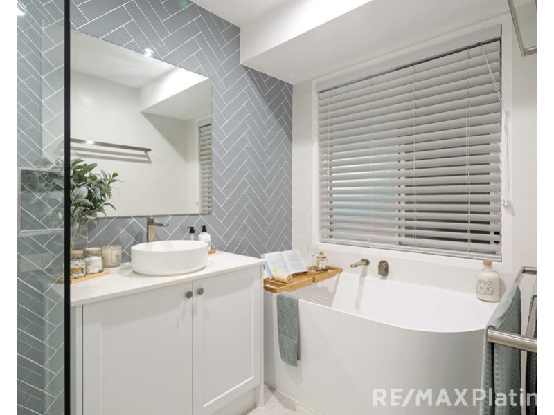 6-8 Donovan Court, Morayfield QLD 4506