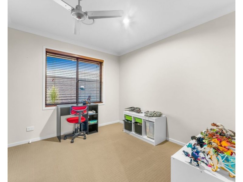 25 Lytham Circuit, North Lakes QLD 4509