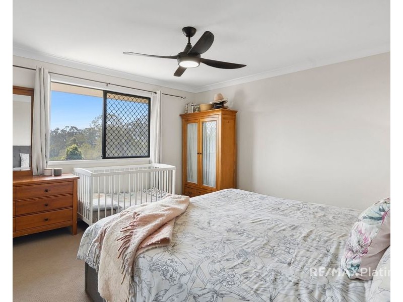 18 Boronia Outlook, Narangba QLD 4504
