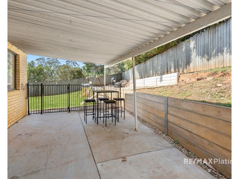 18 Boronia Outlook, Narangba QLD 4504