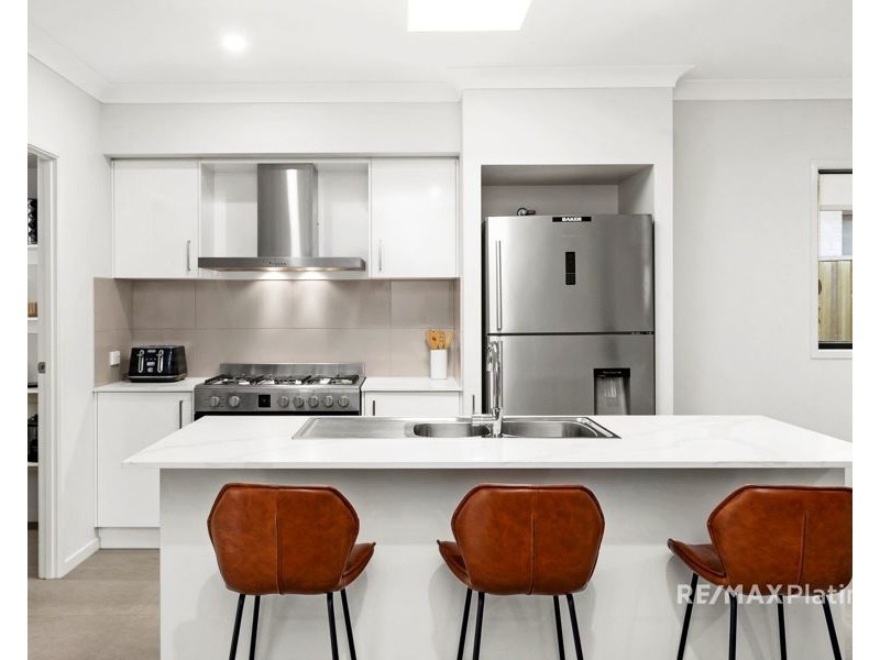 85 Palatial Crescent, Narangba QLD 4504