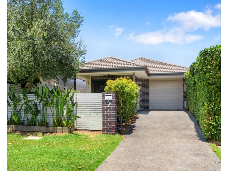 19 Tribeca Circuit, North Lakes QLD 4509