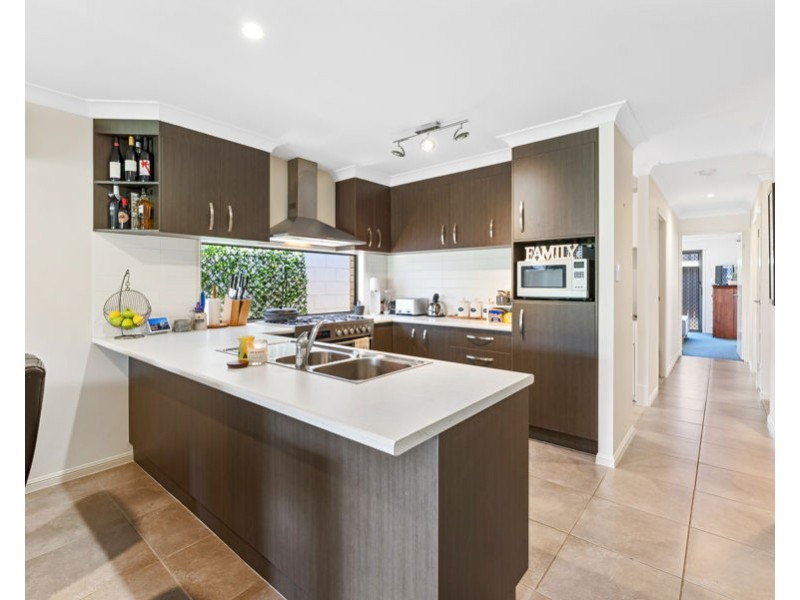 19 Tribeca Circuit, North Lakes QLD 4509