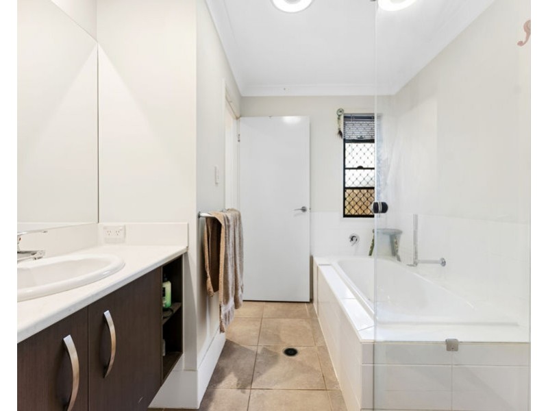 19 Tribeca Circuit, North Lakes QLD 4509