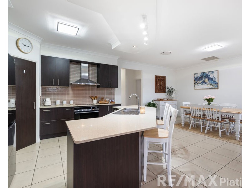 47 Lookout Place, Narangba QLD 4504