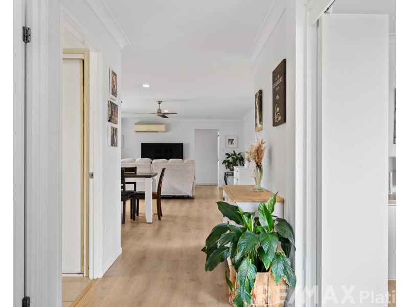 4 Crowe Road, Morayfield QLD 4506