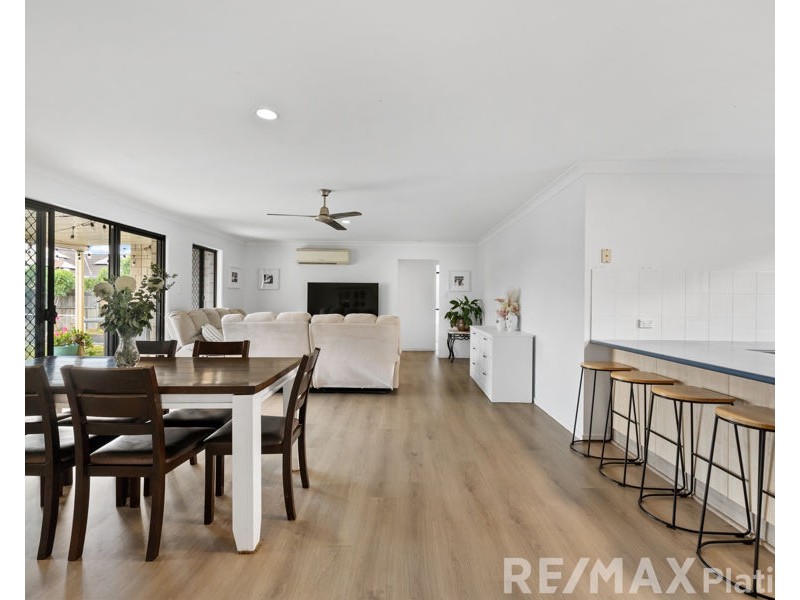 4 Crowe Road, Morayfield QLD 4506