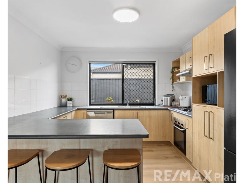 4 Crowe Road, Morayfield QLD 4506