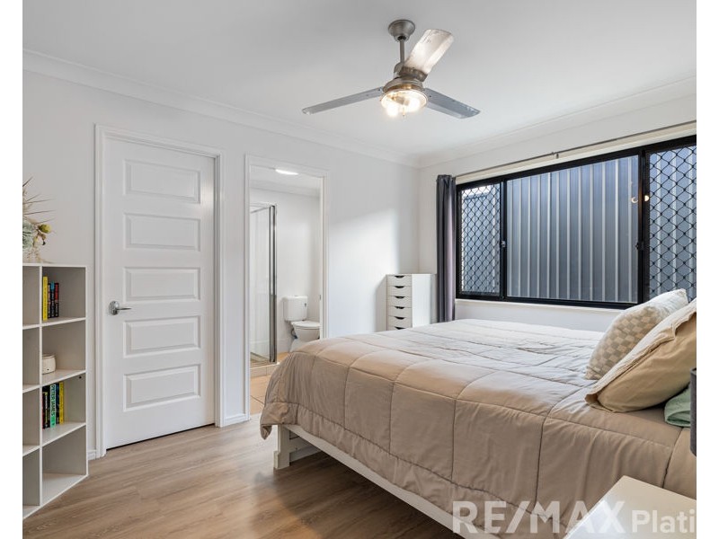 4 Crowe Road, Morayfield QLD 4506