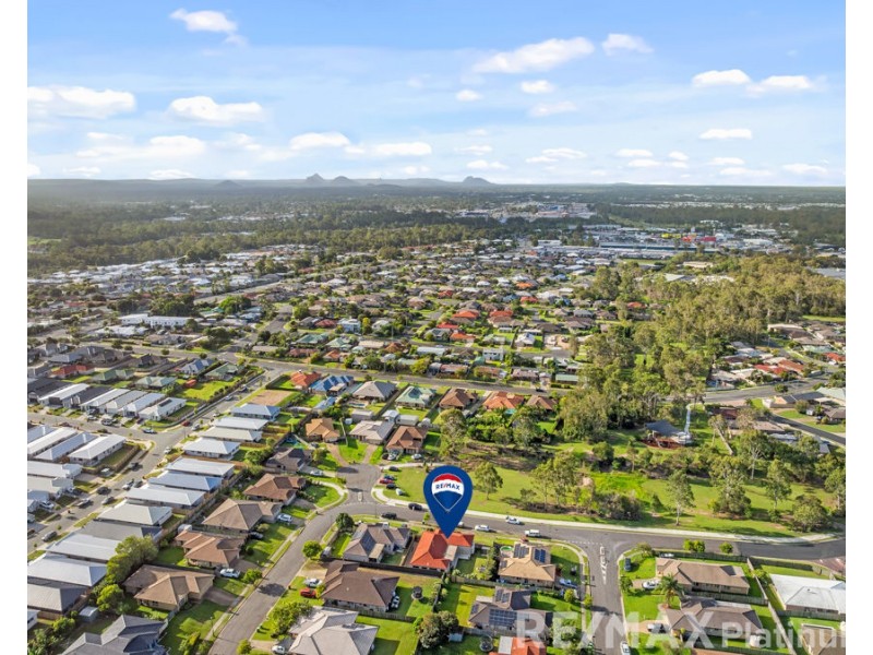 4 Crowe Road, Morayfield QLD 4506