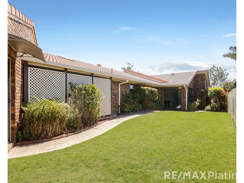 11 Cathy Court, Albany Creek QLD 4035