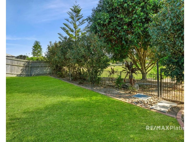 35 Pinegrove Street, Morayfield QLD 4506