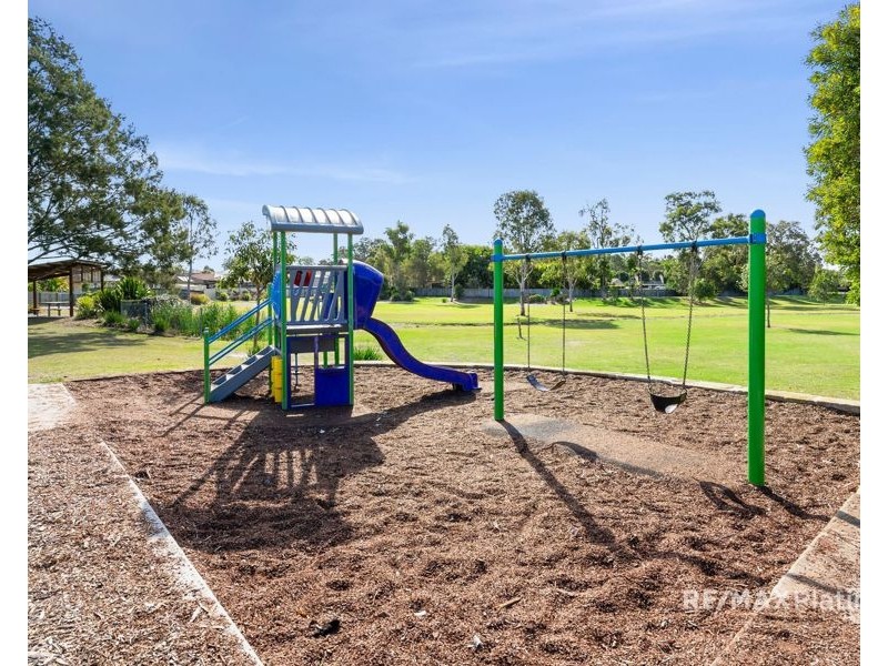 35 Pinegrove Street, Morayfield QLD 4506