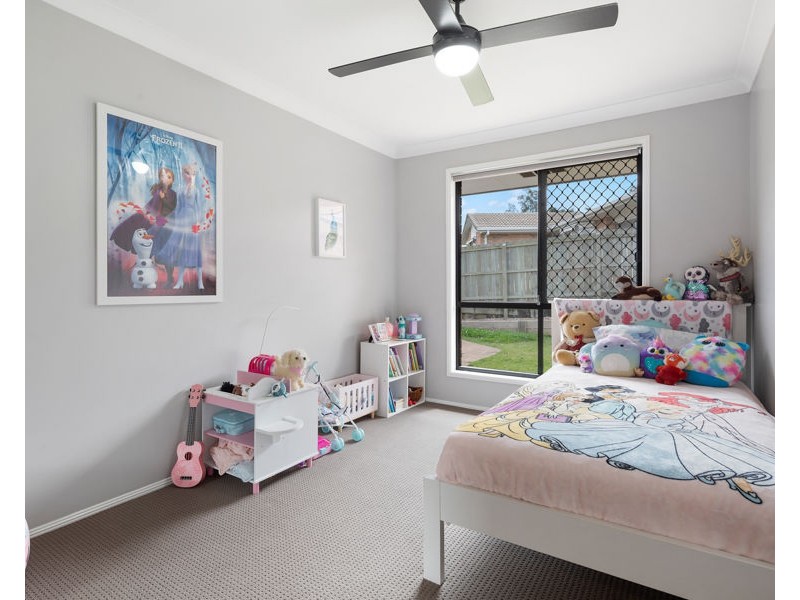 5 Guava Place, Narangba QLD 4504