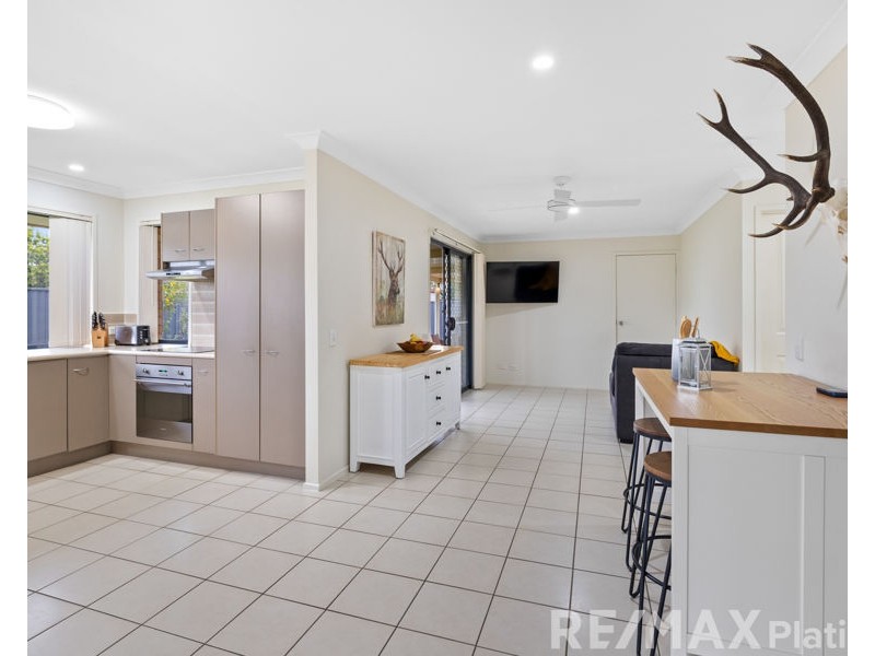 11 Marilyn Place, Morayfield QLD 4506