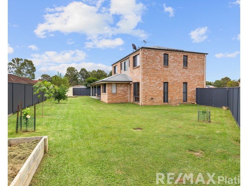 11 Marilyn Place, Morayfield QLD 4506