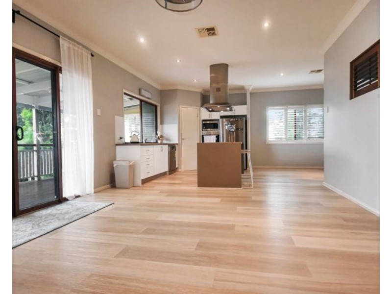 1164 Oakey Flat Road, Narangba QLD 4504