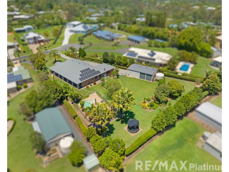 6 Champagne Court, Morayfield QLD 4506