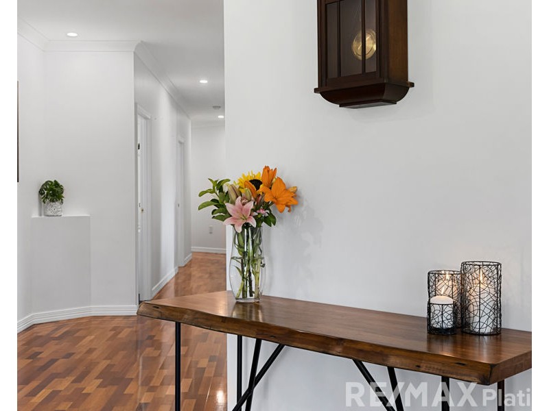6 Champagne Court, Morayfield QLD 4506