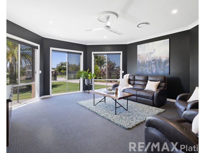 6 Champagne Court, Morayfield QLD 4506