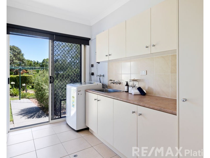6 Champagne Court, Morayfield QLD 4506