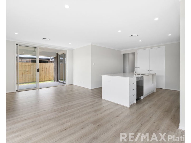 25 Hyland Close, Burpengary QLD 4505