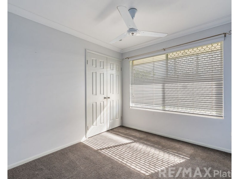 18 Hilldale Crescent, Morayfield QLD 4506