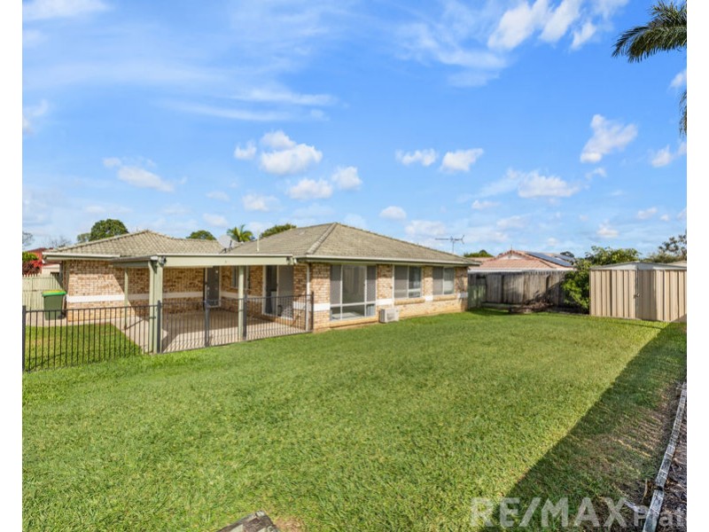 18 Hilldale Crescent, Morayfield QLD 4506