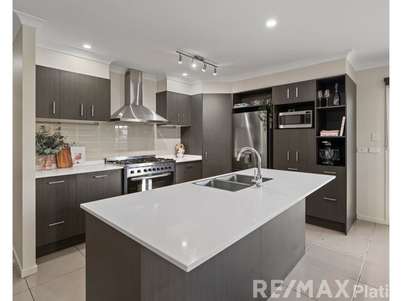 12 Rundle Circuit, Narangba QLD 4504