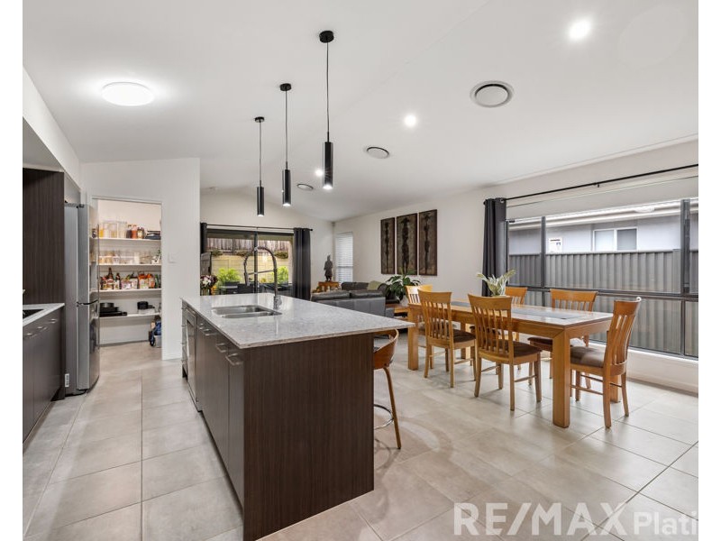 32 Palatial Crescent, Narangba QLD 4504