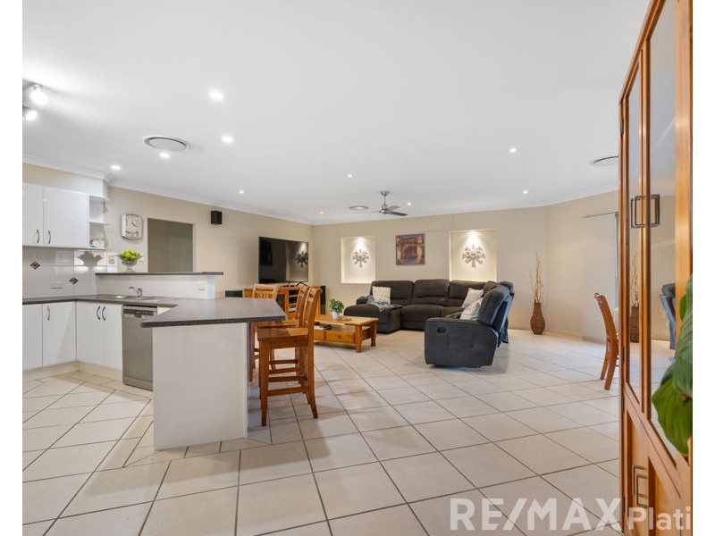 11 Bee Eater Close, Narangba QLD 4504